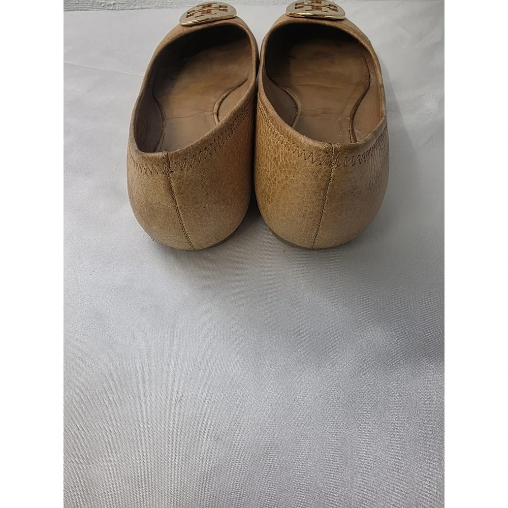 Tory Burch Women's Tan‎ Brown Pebbled Leather Medallion Logo Ballet Flats 8M